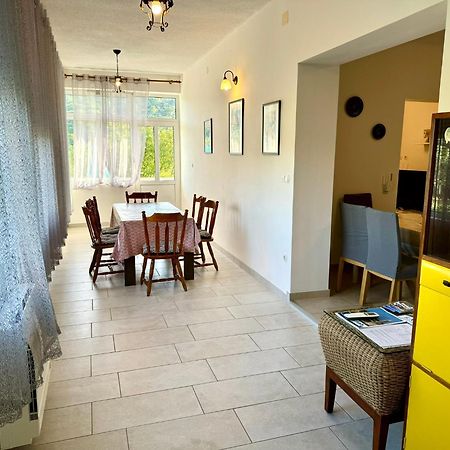 Apartments Mikelic Kampor ภายนอก รูปภาพ
