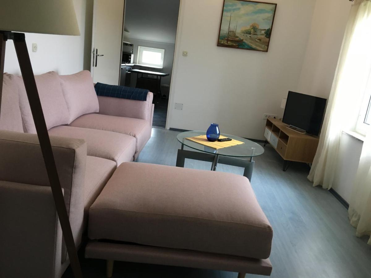 Apartments Mikelic Kampor ภายนอก รูปภาพ